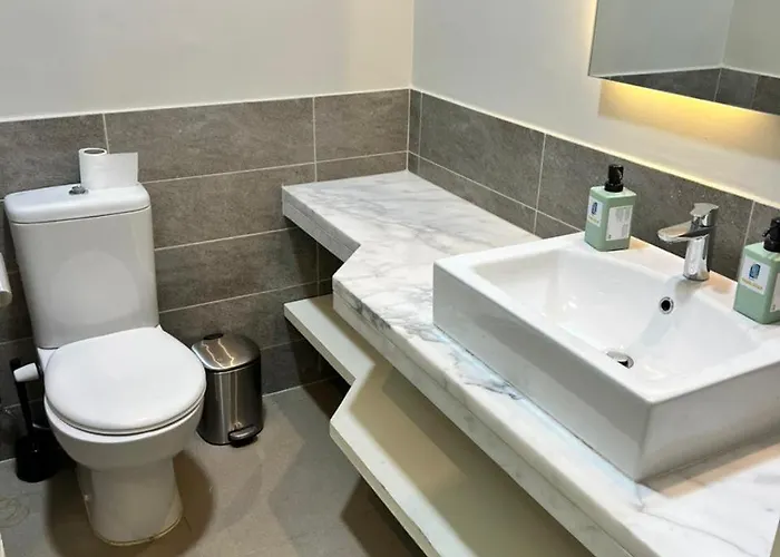 Cyan Lakefront 3br Townhouse El Gouna بيت للعطل الغردقة