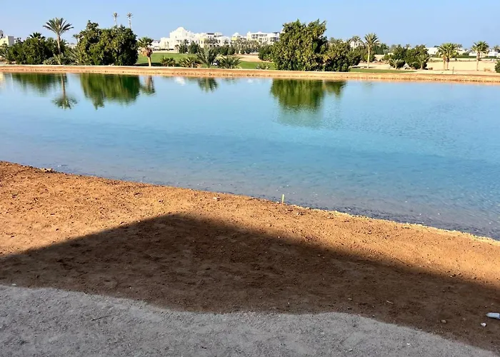 Cyan Lakefront 3br Townhouse El Gouna بيت للعطل *