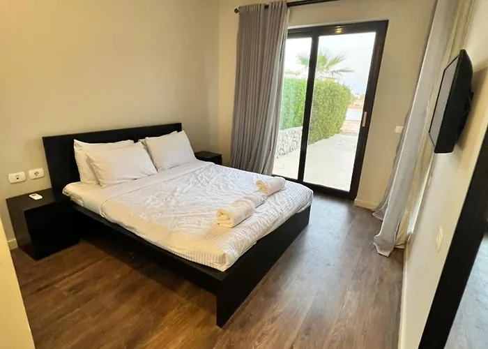 Cyan Lakefront 3br Townhouse El Gouna بيت للعطل الغردقة